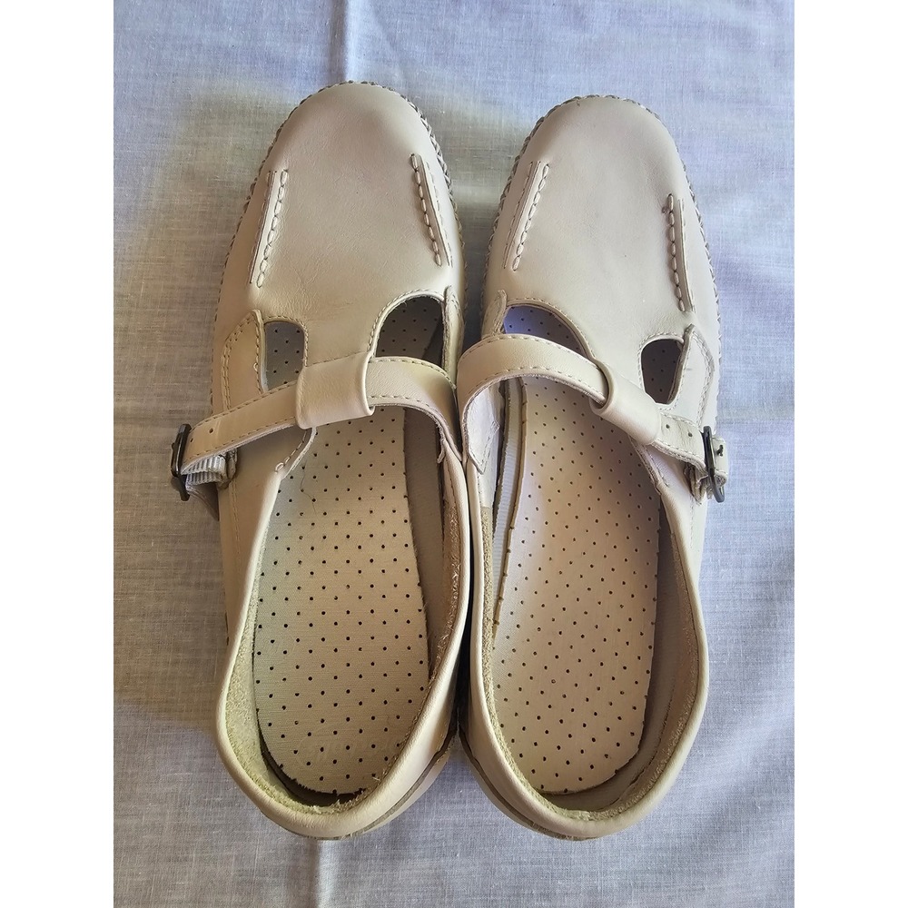 Propet Womens W3205 Beige Leather T-Strap Walking Shoes Comfort Flats Size 7 M